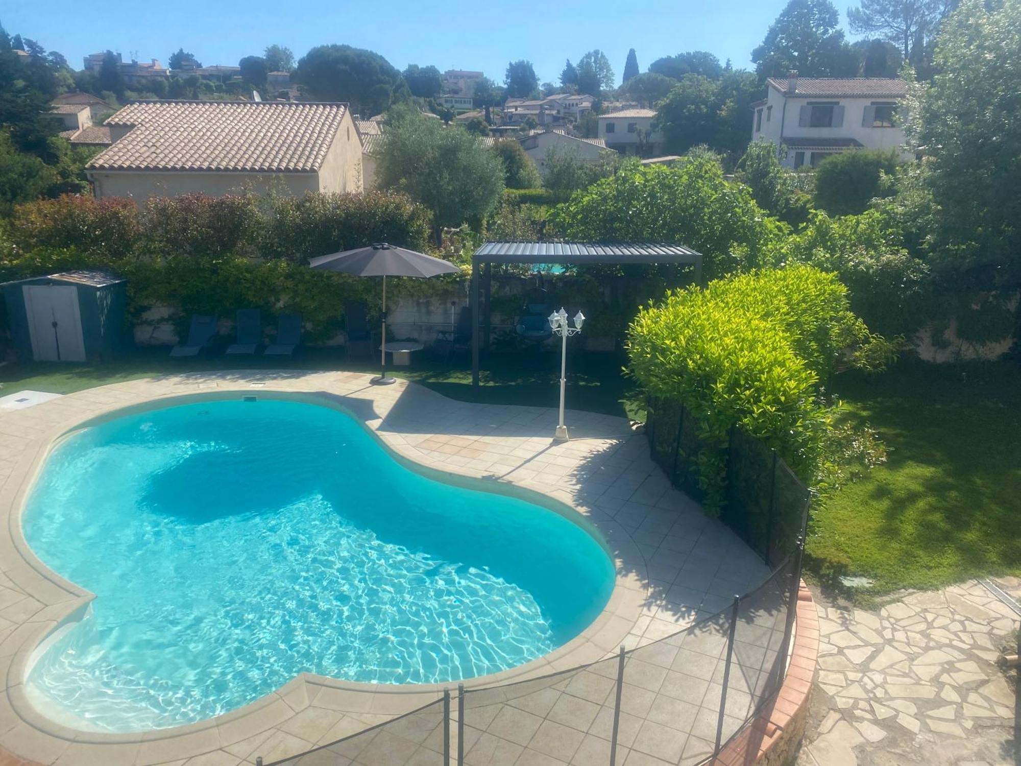 Studio Climatise Avec Piscine Et Jardin Villeneuve-Loubet Exterior photo
